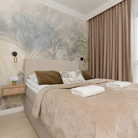 Pozytywny Mokotow With Balcony By Renters Apartman