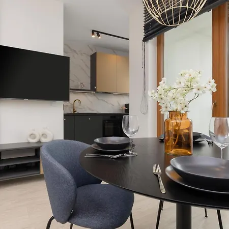 דירה Pozytywny Mokotow With Balcony By Renters ורשה