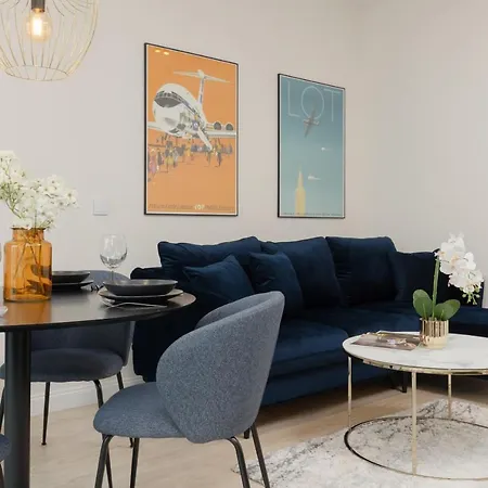 Pozytywny Mokotow With Balcony By Renters ורשה